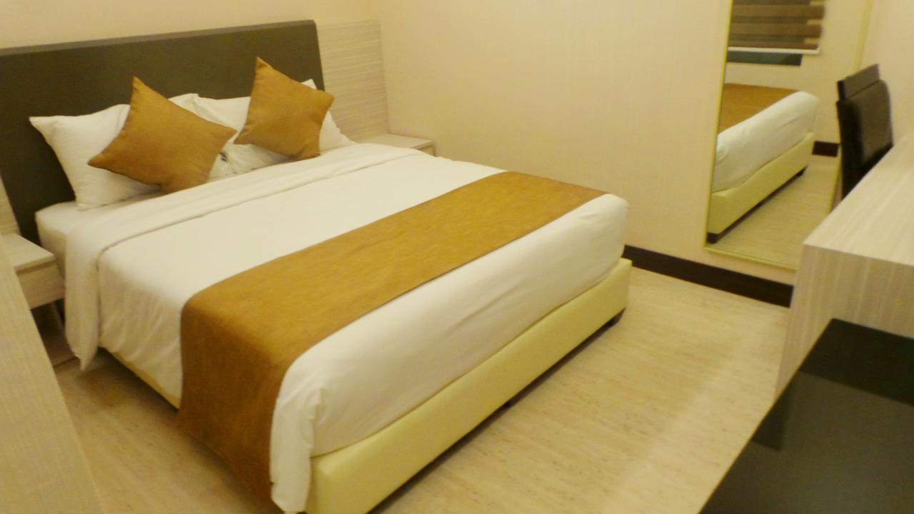 Geobay Hotel Джохор-Бару Екстер'єр фото